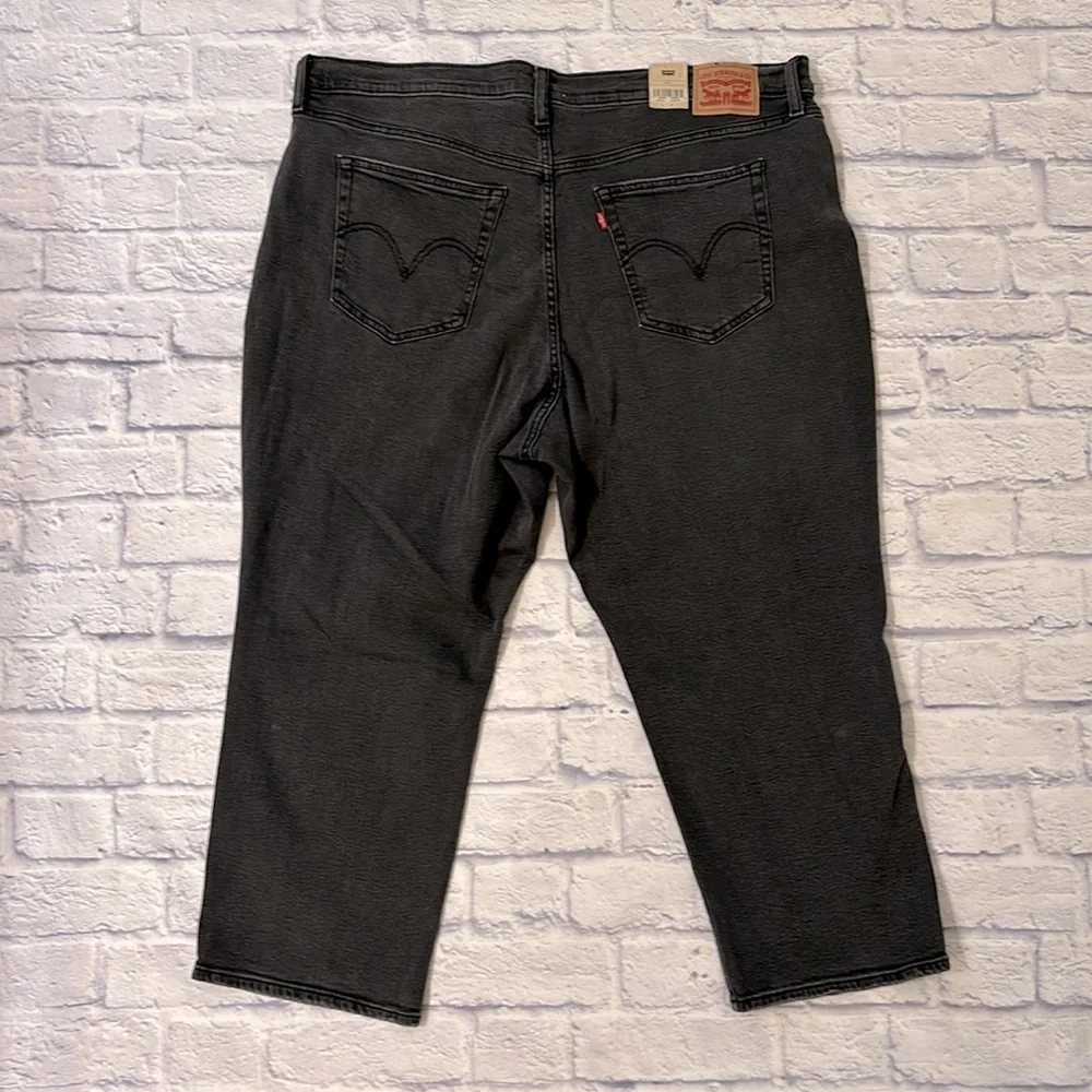 Levi’s Wedgie Straight High Rise Black Denim Cropped Jeans Plus Size 24W NWT